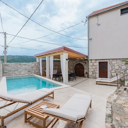 Villa Marisan Bribir  Exteriör bild