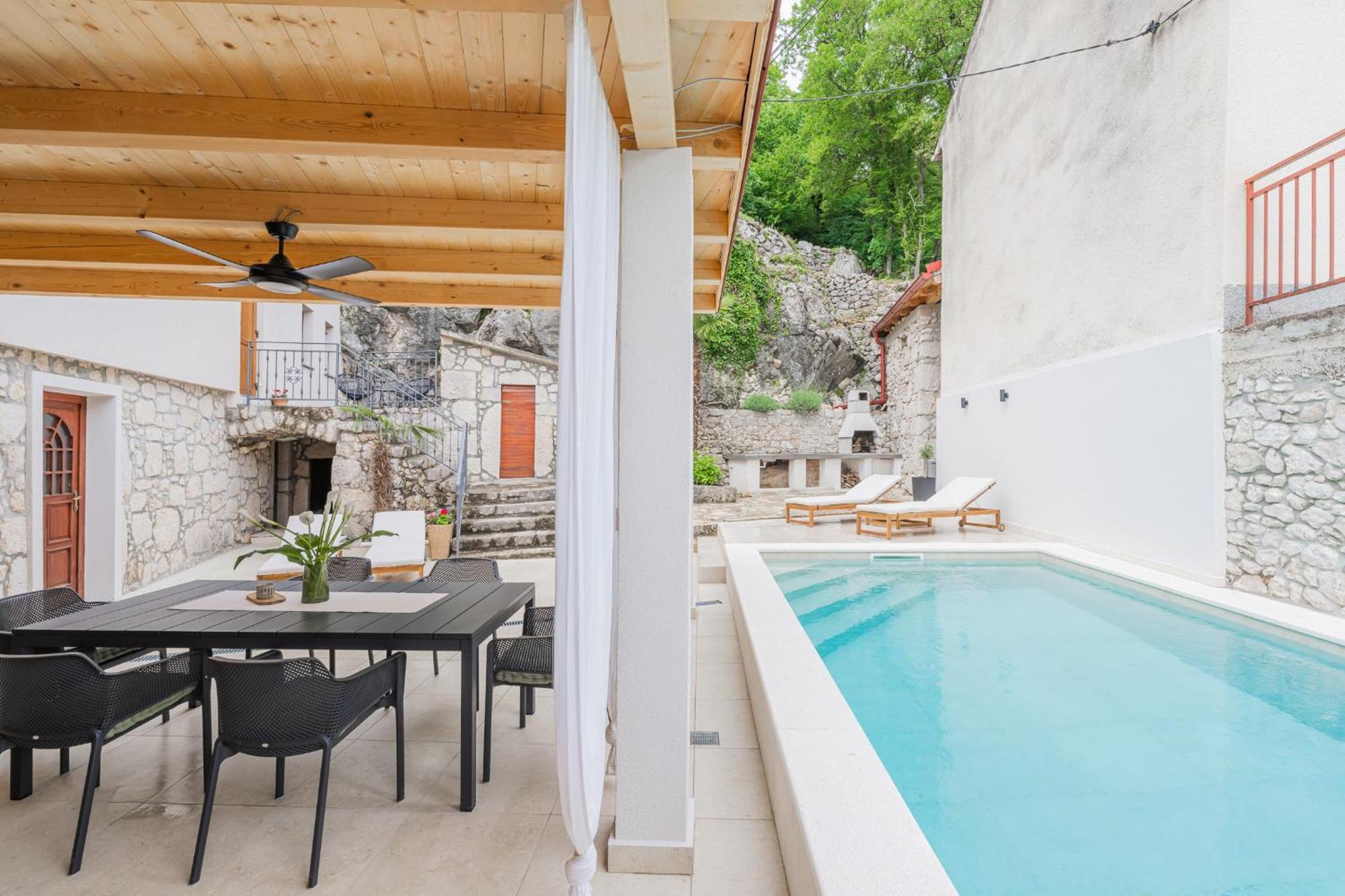 Villa Marisan Bribir  Exteriör bild